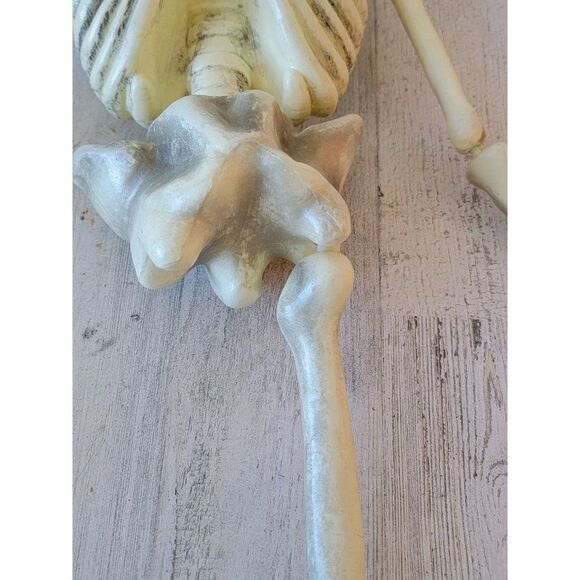 Spearhead 1994 AS IS skeleton hanging Halloween prop decor - Picture 10 of 15